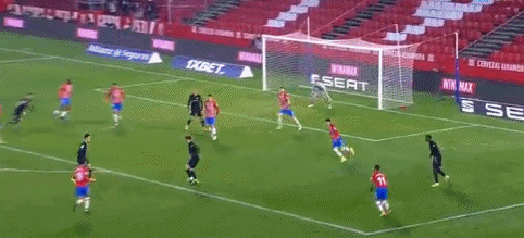 2025 赛季回顾：大谷翔平在 2025 赛季展示了比以往更出色的防守多样性