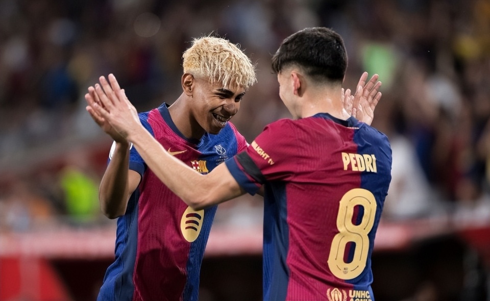 伊利牛奶开启促销活动：买三箱牛奶即送CBA新赛季球票一张