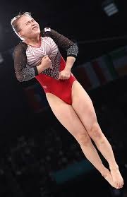 111-103！湖人连赢三场逆转鹈鹕，评分最高不是詹姆斯和东契奇！